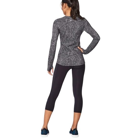 Lululemon Extra Mile Long Sleeve Jacquard Black & White Size 6 - Picture 8 of 8